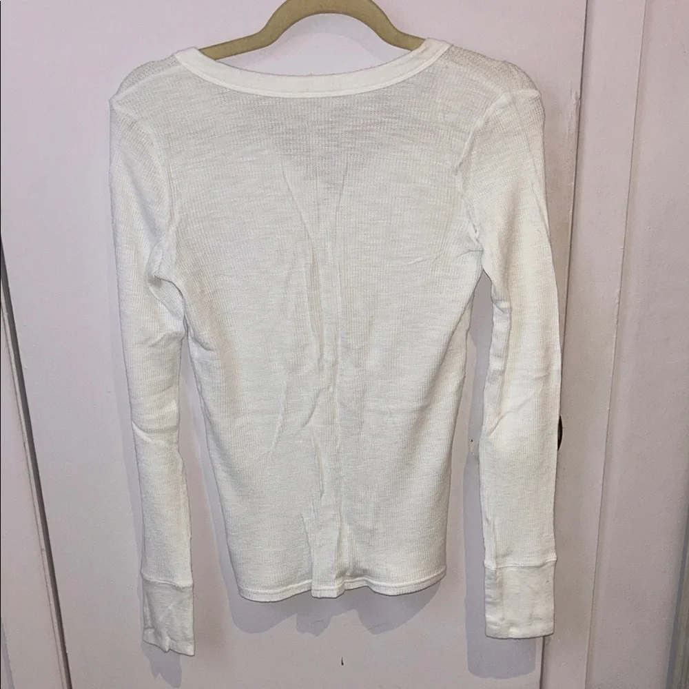 Aerie Cream Long Sleeve Henley Top NWOT - Picture 3 of 3